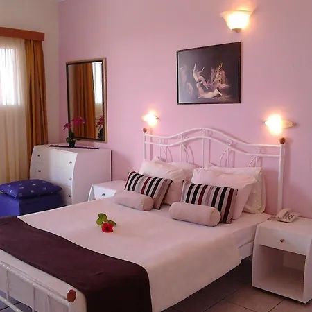 Aparthotel Creta 4*